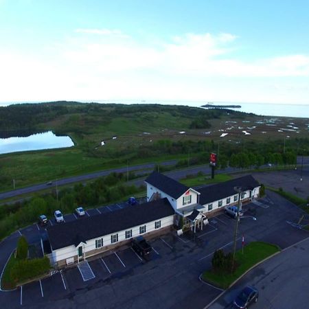 Econo Lodge Inn & Suites Saint John Exteriör bild