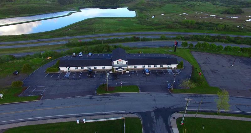 Econo Lodge Inn & Suites Saint John Exteriör bild