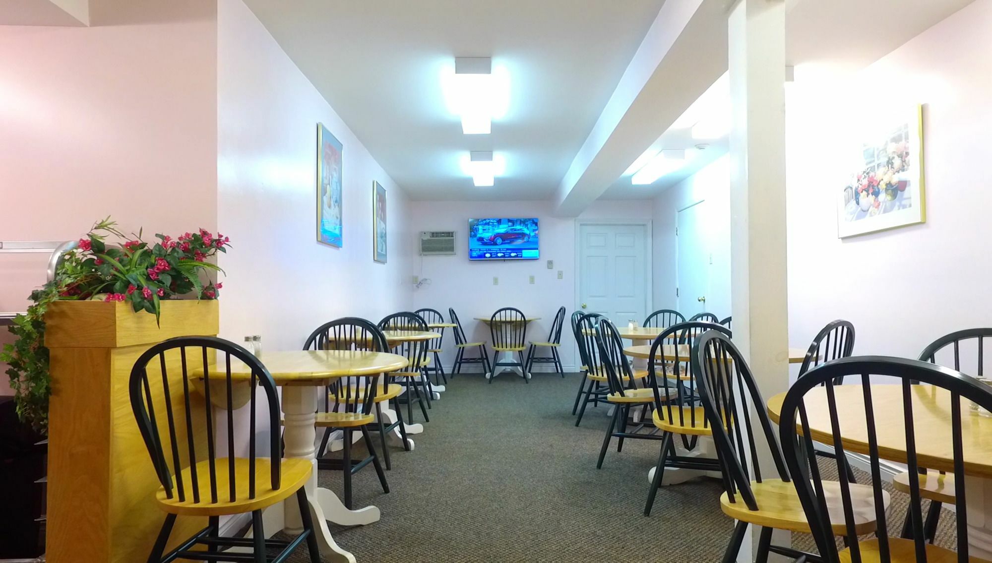 Econo Lodge Inn & Suites Saint John Exteriör bild